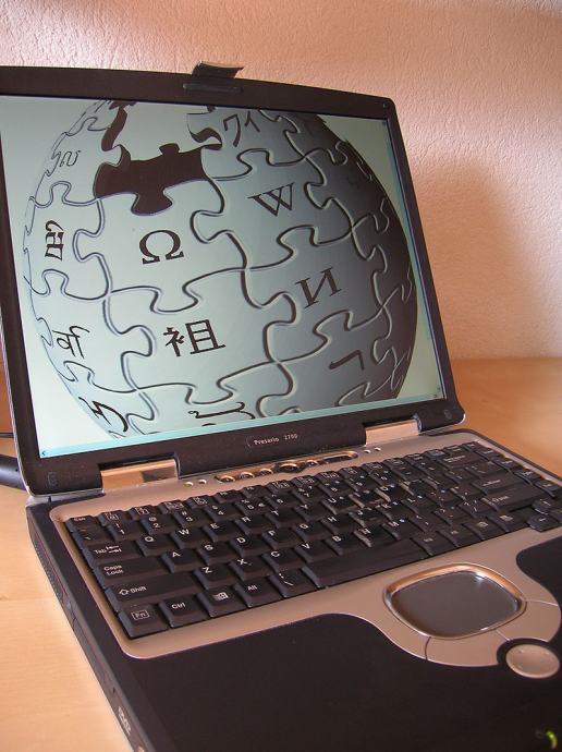 Retro prenosnik 15,6" Compaq Presario 2700, Intel Pentium