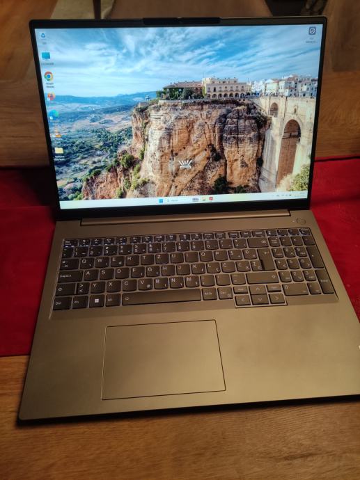 Lenovo ThinkBook 16 G6 Ryzen 5 16gb ram 512gb ssd 16" WUXGA