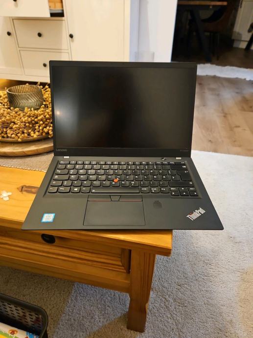 Lenovo ThinkPad X1 Carbon 5.Gen / i7-7500U / 16GB RAM / 512GB SSD