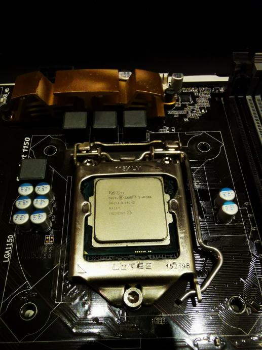 Intel i5 4690k