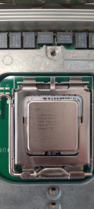 Intel Xeon E5310 SL9XR