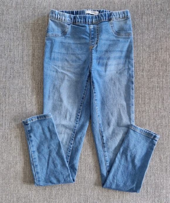 Dekliške jeans hlače / pajkice Reserved št. 146