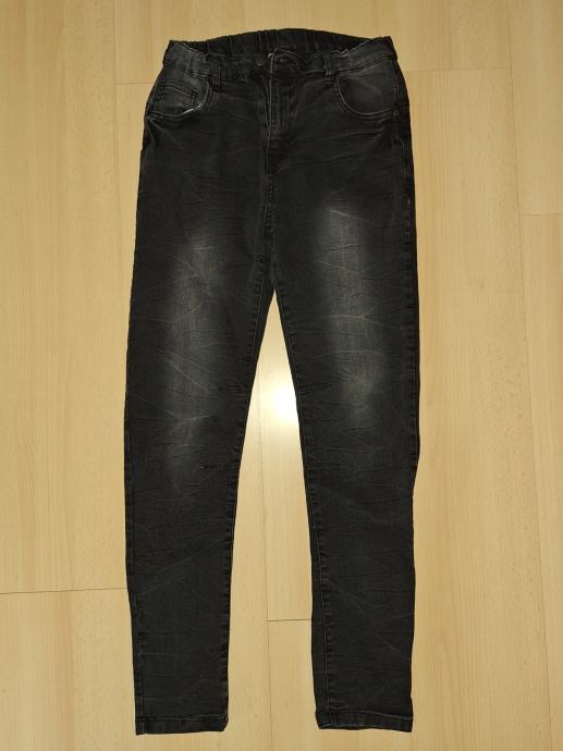 jeans hlače št. 164