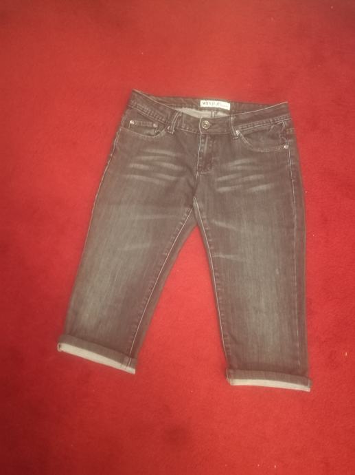 Ženske 3/4 jeans hlače, vel. 38