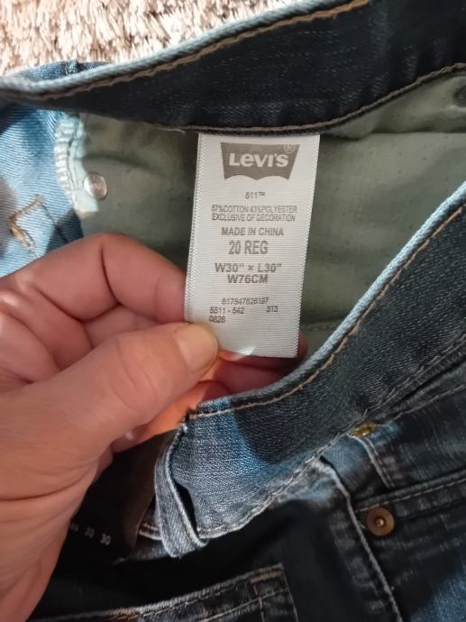 Prodam moške hlače Levis L30