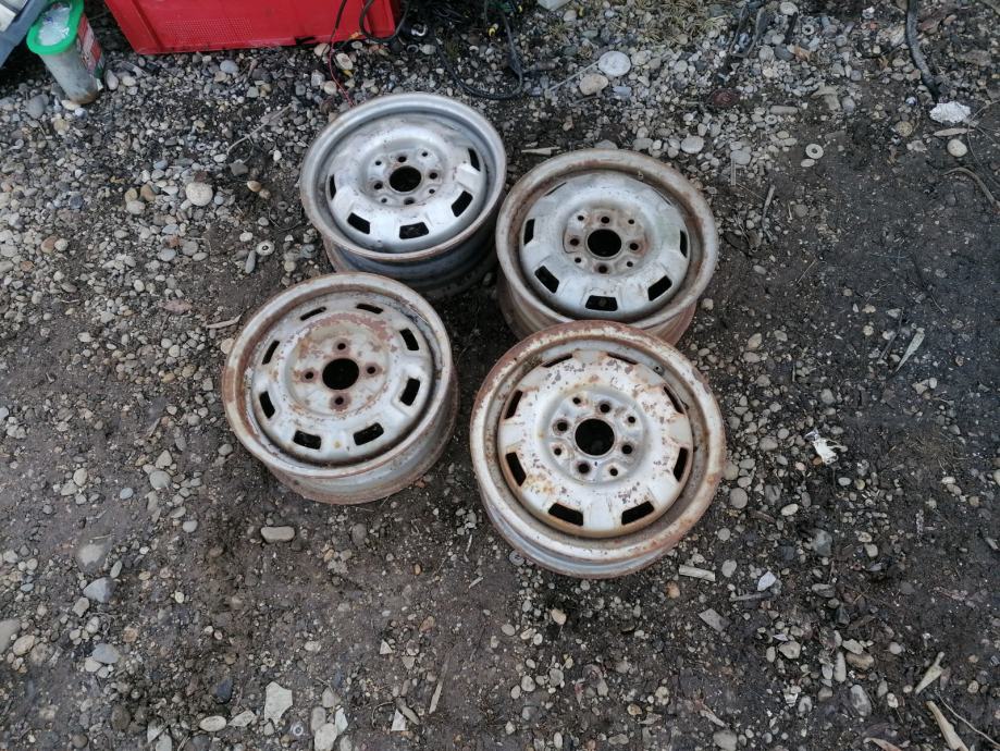 Platišča 13'' luknje 4x100, količina: 4 GOLF 1 VW