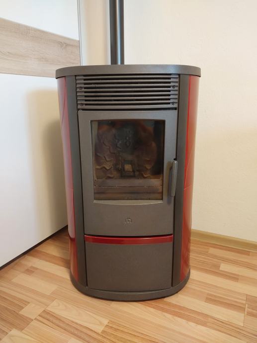 Kamin na pelete 8kW Prodam