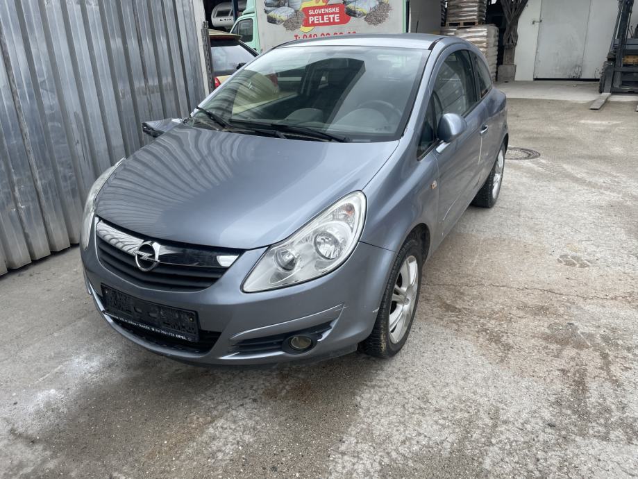 Opel Corsa Osebno