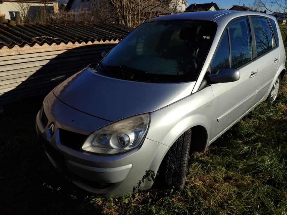 Renault Scenic 1.5 DCI