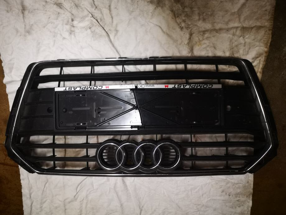 AUDI A4 maska