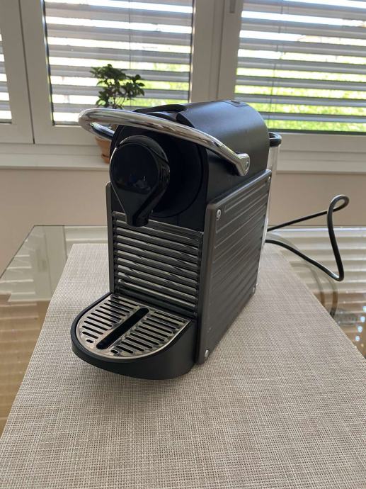 NESPRESSO Krups Pixie XN3005 kavni aparat