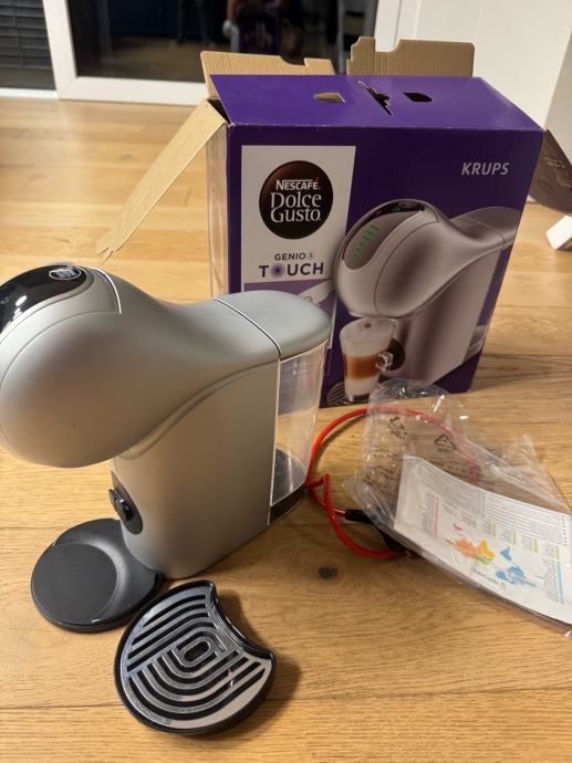 Skoraj nerabljen Krups Genio S Touch Nescafe Dolce Gusto kavni avtomat