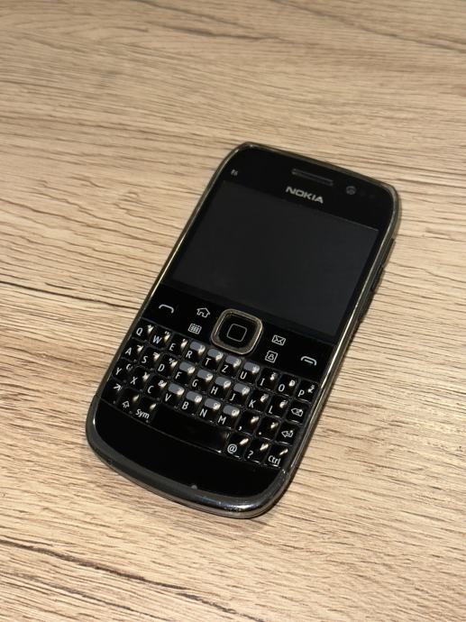 Nokia E6