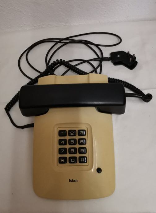 Legendarni analogni klasični telefon ISKRA 1990 naprodaj