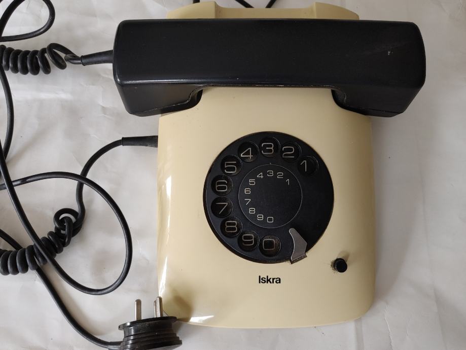 Telefonski aparat Iskra ETA 81