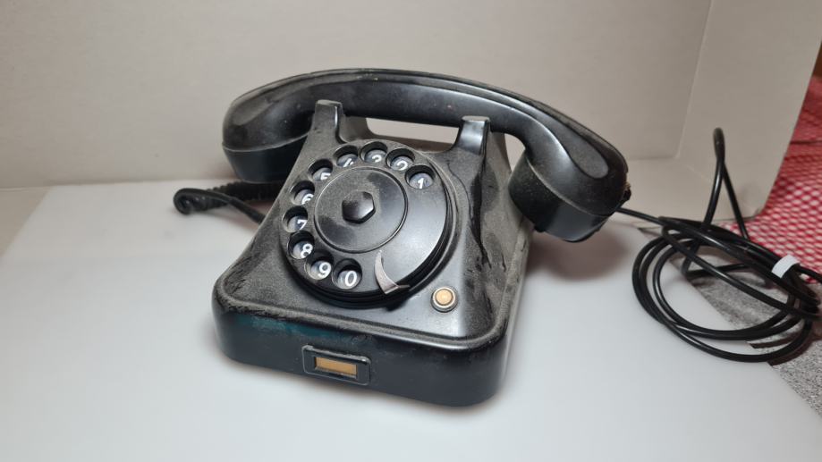 Vintage analogni telefon Iskra - ATA 11