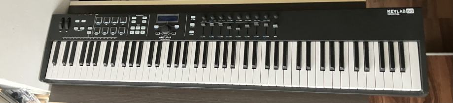 Arturia keylab essential 88