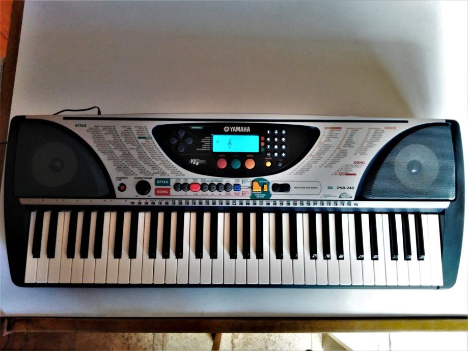 Klaviatura   YAMAHA   PSR-240