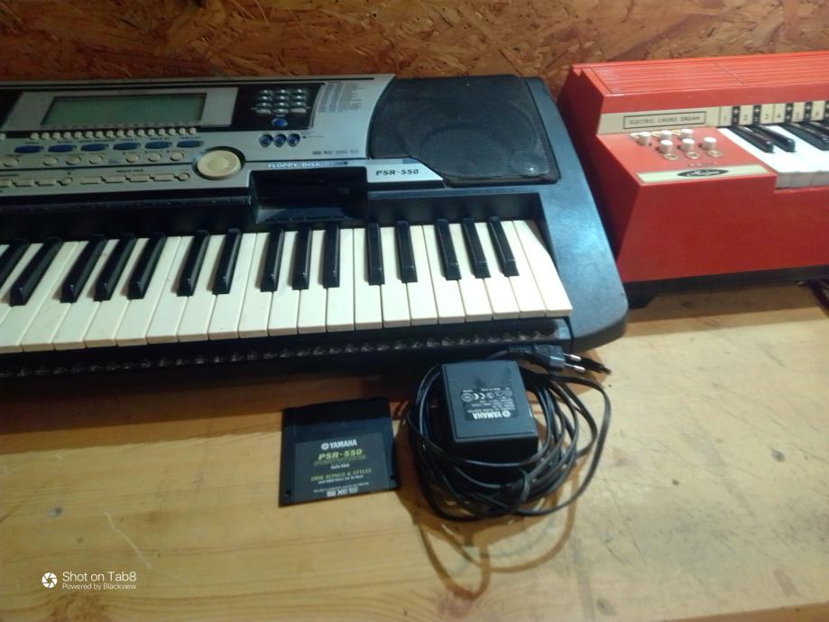 Klaviature yamaha-  PSR 550