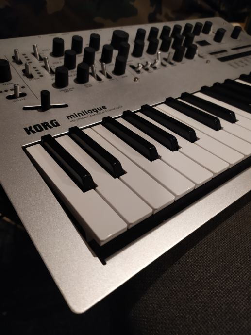 Korg Minilogue Analog Synth