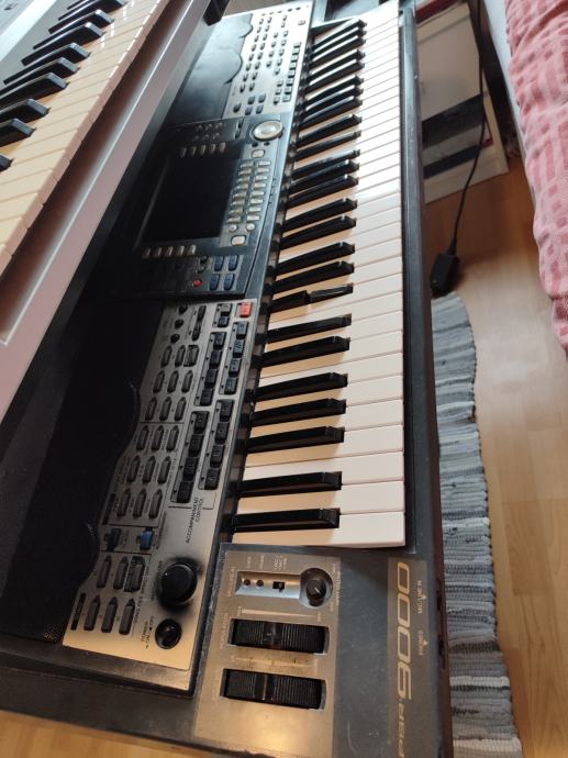 KORG PA50 & YAMAHA PSR9000 UGODNO ?BERI OPIS!