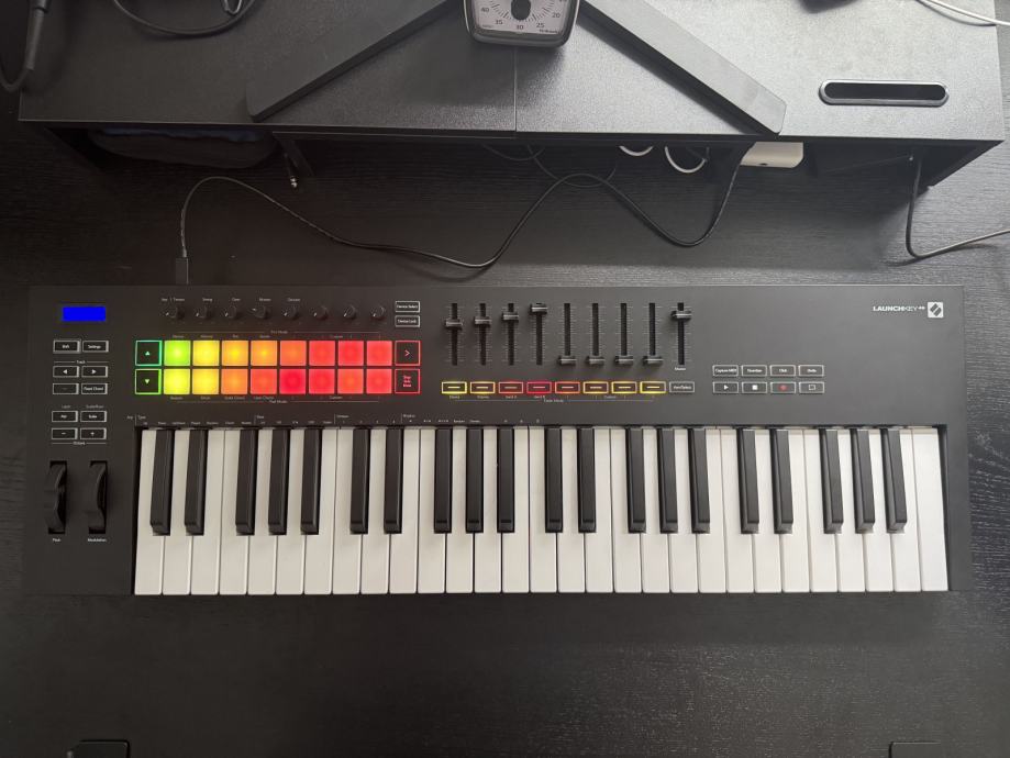 Novation Launchkey 49 Mk3