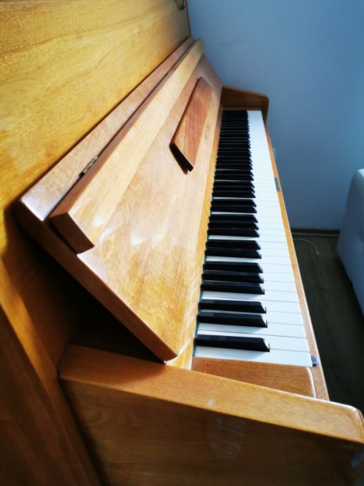 Pianino