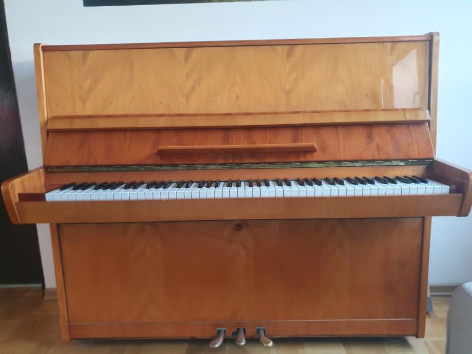 Pianino