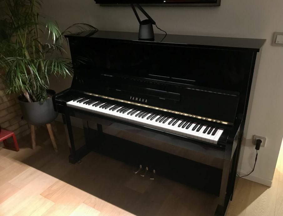 Pianino Yamaha