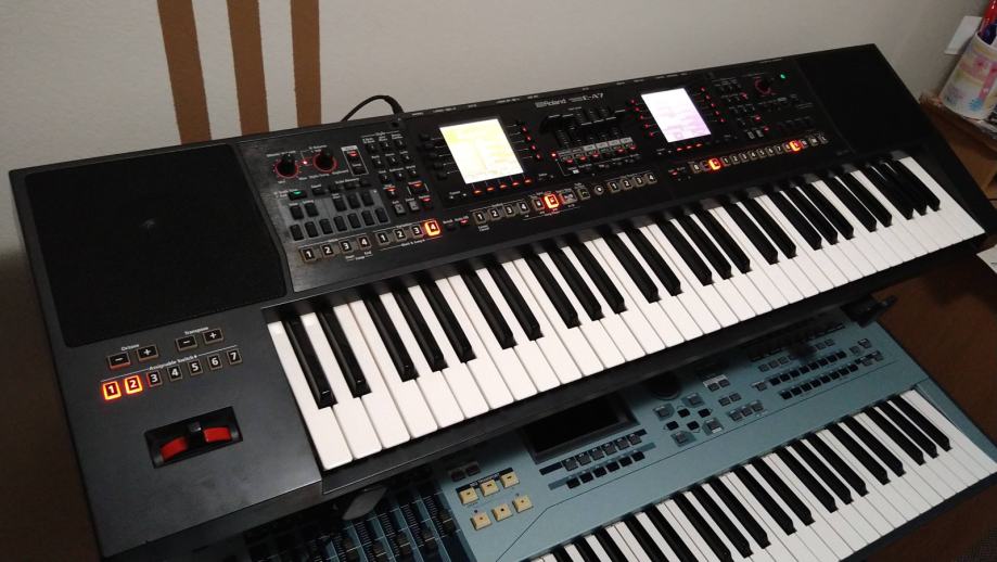 Roland E-A7