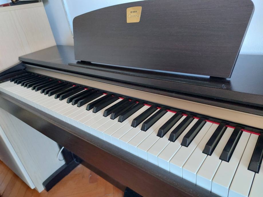 Yamaha clavinova clp 320