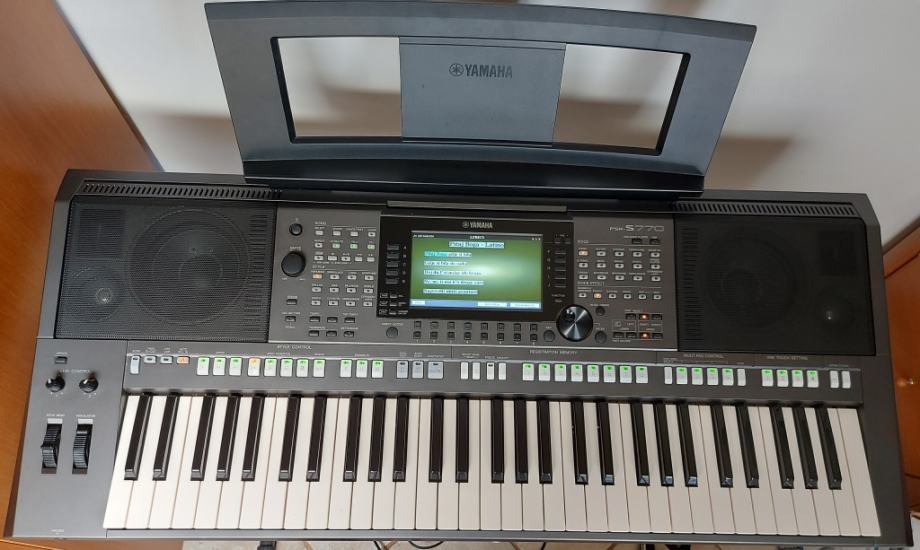 Yamaha PSR-S770