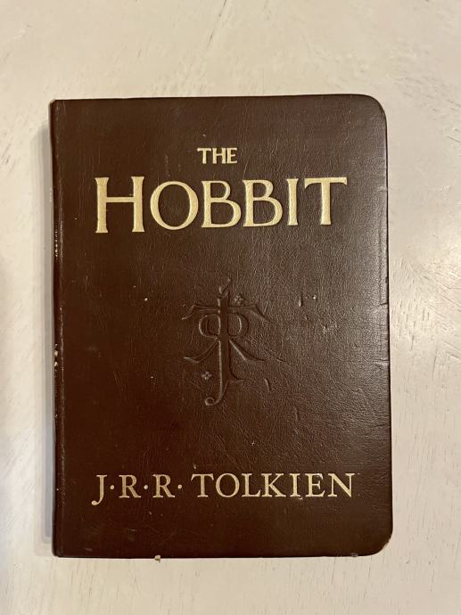 Knjiga The Hobbit, J. R. R. Tolkien