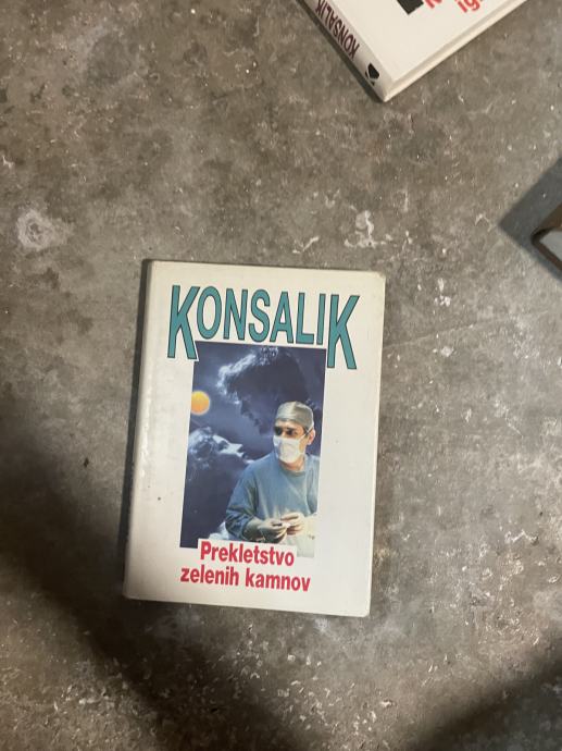 Konsalik: Prekletstvo zelenih kamnov