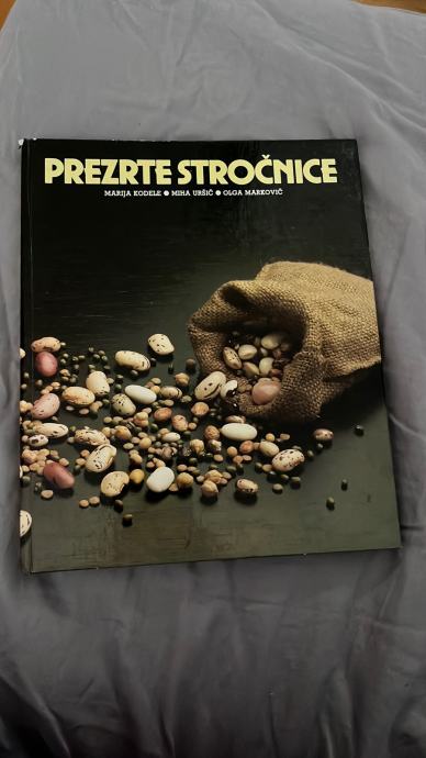 Prezrte stročnice knjiga, odlično ohranjena