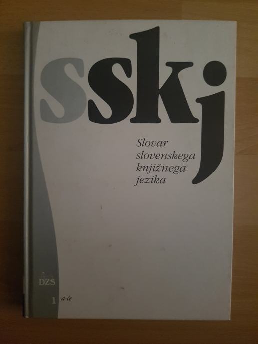 Slovar Slovenskega knjižnega jezika 1-Ptt častim :)