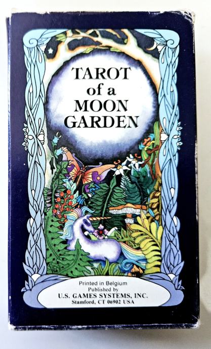 TAROT OF A MOON GARDEN knjiga + karte