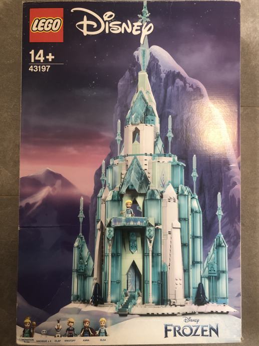 Frozen lego