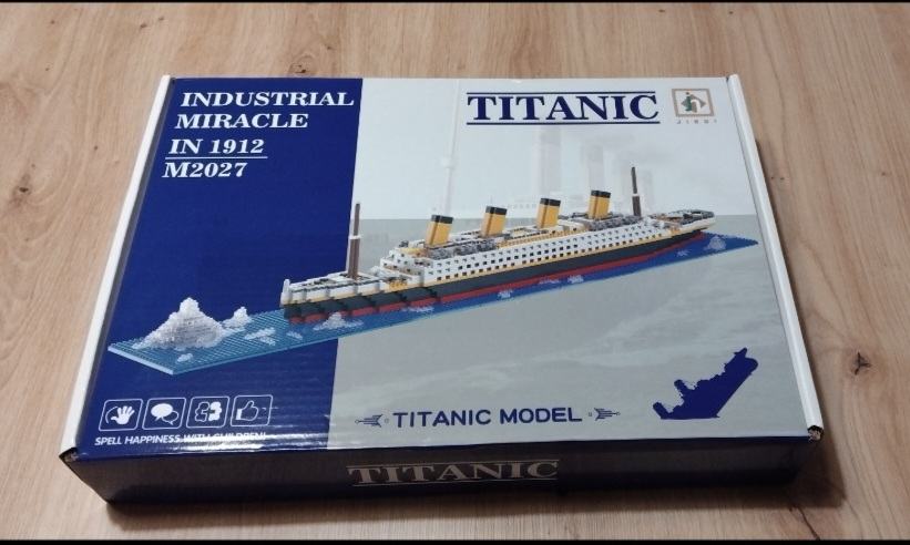 Industrial Miracle in 1912 Titanic Model Kit // kocke