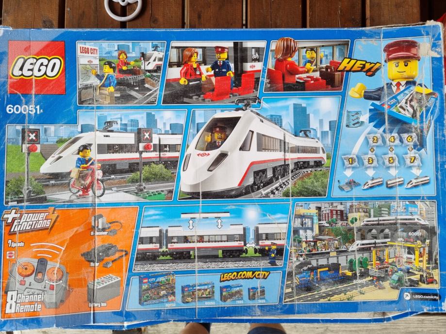 LEGO City 60051 Potniški vlak z daljinskim upravljalnikom