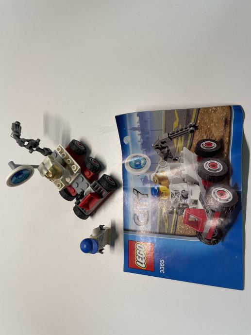 Lego komplet 3365 Space moon buggy odlično ohranjen z navodili.