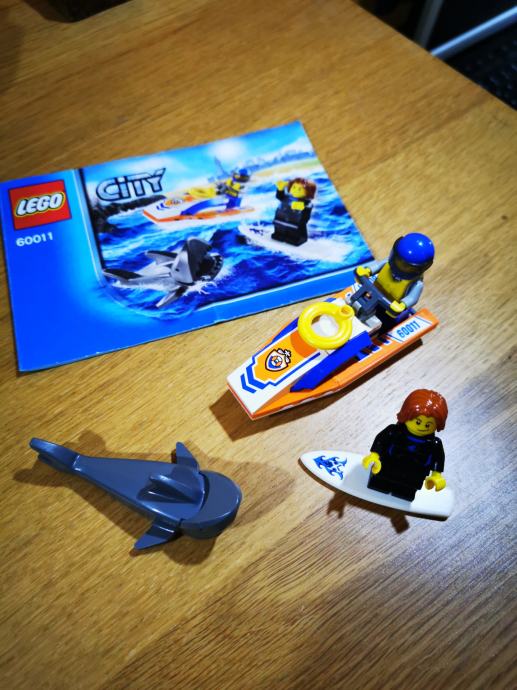 Lego set 60011- Surfer