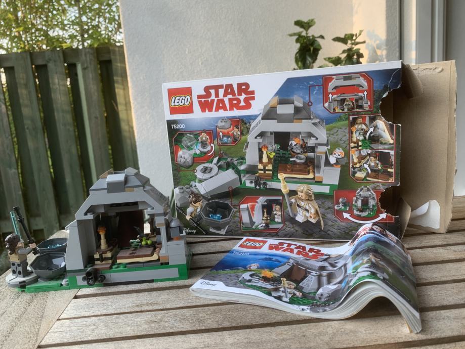 Lego Star Wars 75200 Ahch- To Island Training