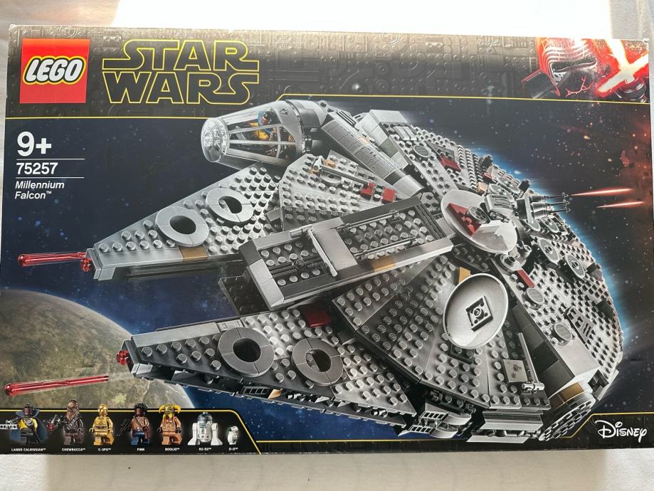 LEGO STAR WARS  75257 Millennium Falcon