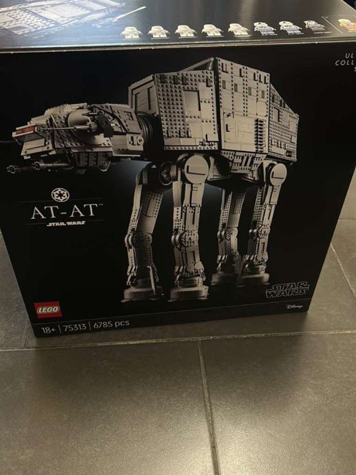 Lego Star Wars 75313 UCS AT-AT Walker