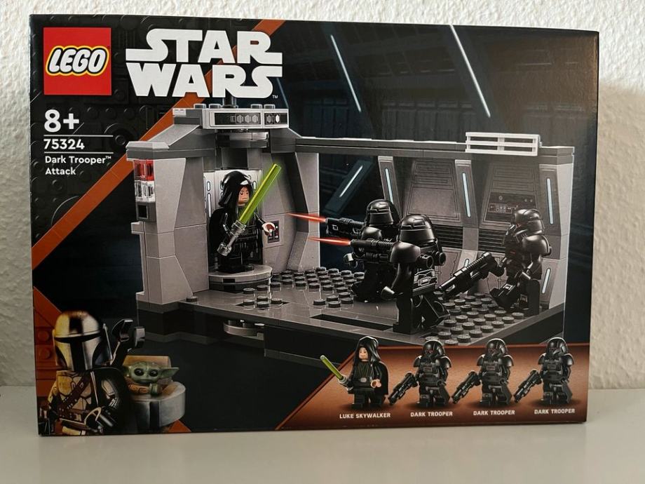 LEGO Star Wars 75324 Dark Trooper Attack