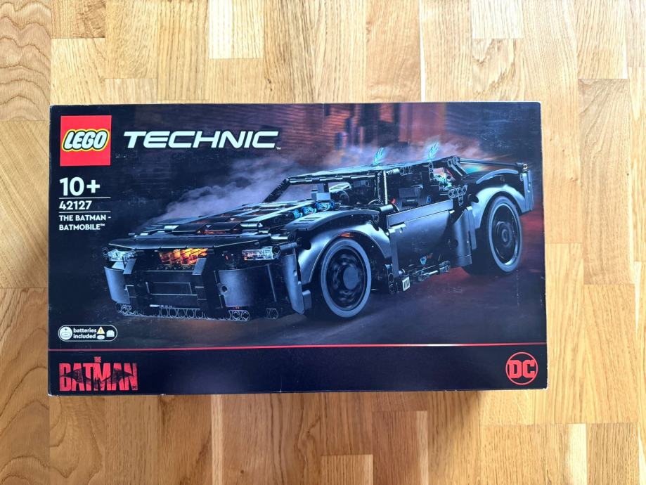 LEGO Technic 42127 Batman - Batmobile