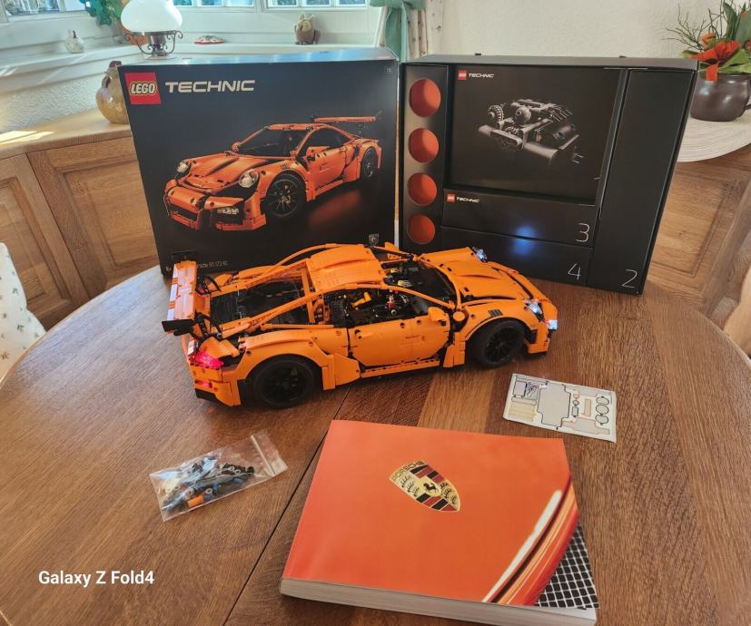 LEGO Technic - Porsche 911 GT3 RS - 42056