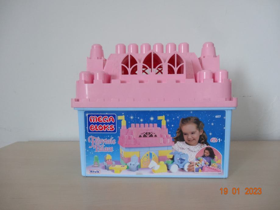 Vintage 1995 Mega Bloks Fairytale Palace Castle 607