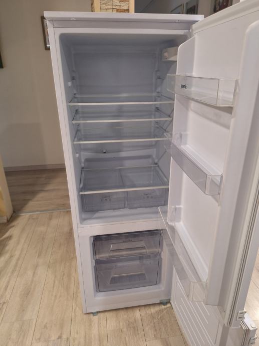 Prodam kombiniran Gorenje Hladilnik RKI4151P1